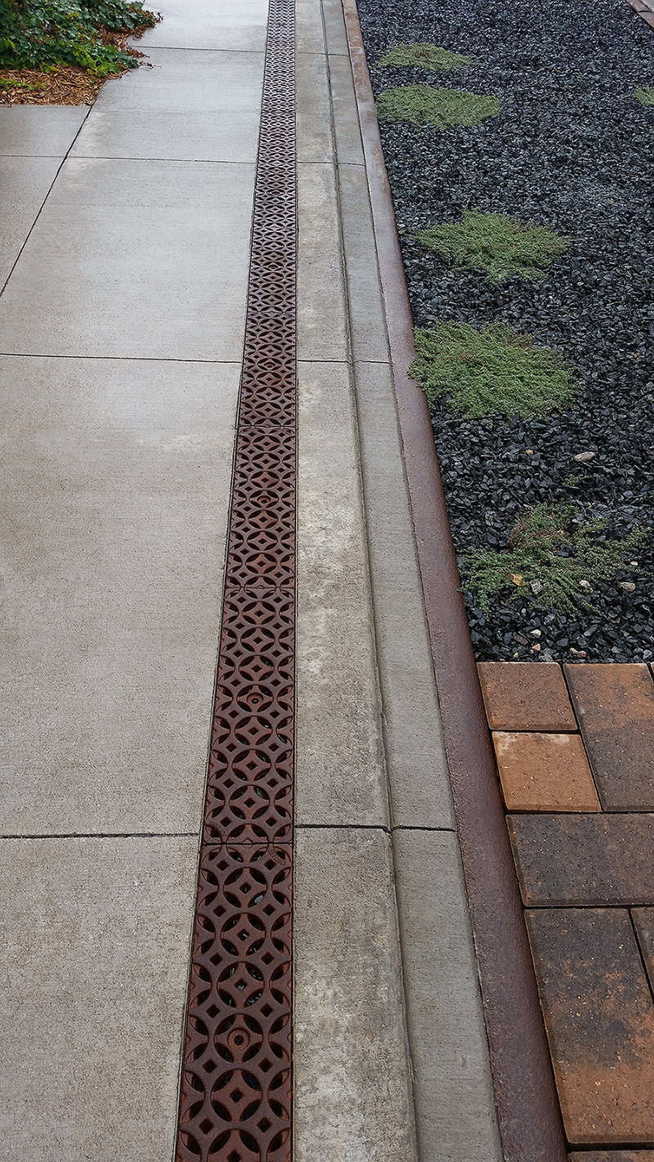INTERLAKEN Heel Proof Trench Grates - Iron Age