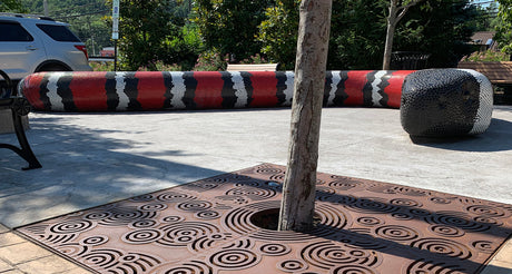 OBLIO 5’ x 5’ Heel Proof Tree Grate - Iron Age