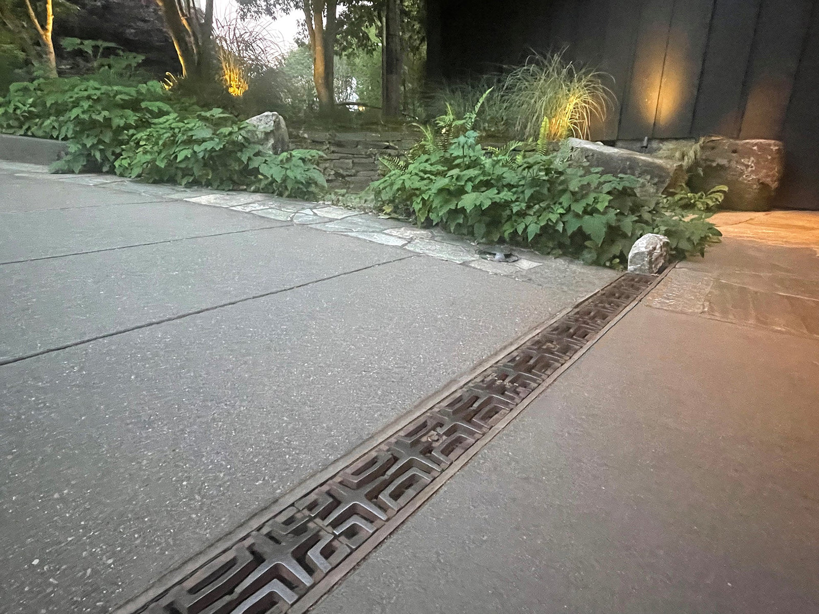 Why Are CARBOCHON Trench Grates Suitable for Drainage Systems?