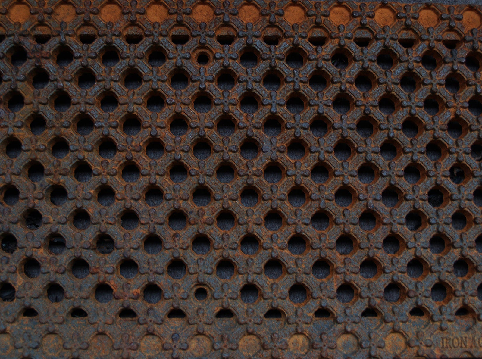 Are Flower Grid Trench Grates Suitable for Outdoor Drainage?