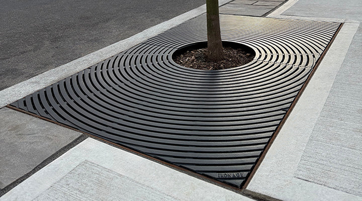 BULLSEYE 4’ Dia. Tree Grate - Iron Age